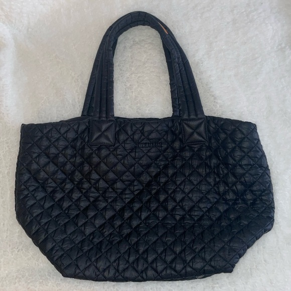 MZ Wallace Women’s, Medium METRO TOTE Quilted Handbag, Black. Like new. - Picture 2 of 5